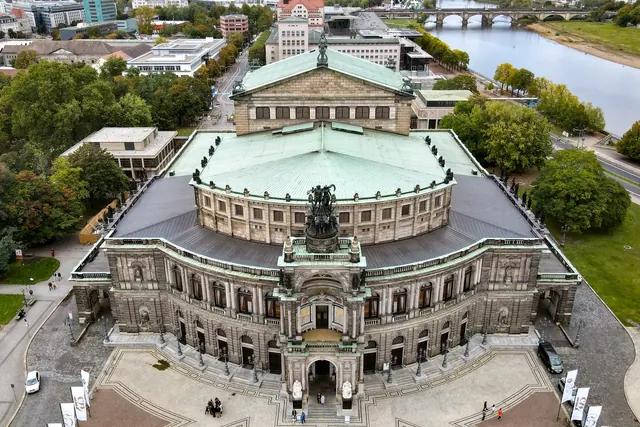 Aerial photograph showing architecture and location